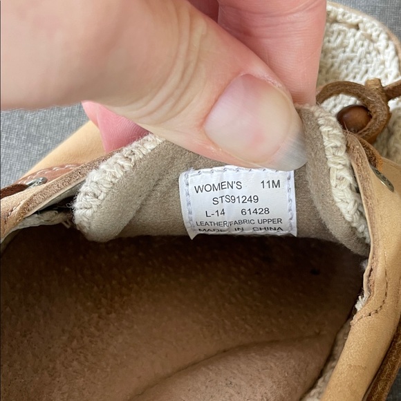 Sperry Women's Beige and Brown Loafers - Picture 4 of 6